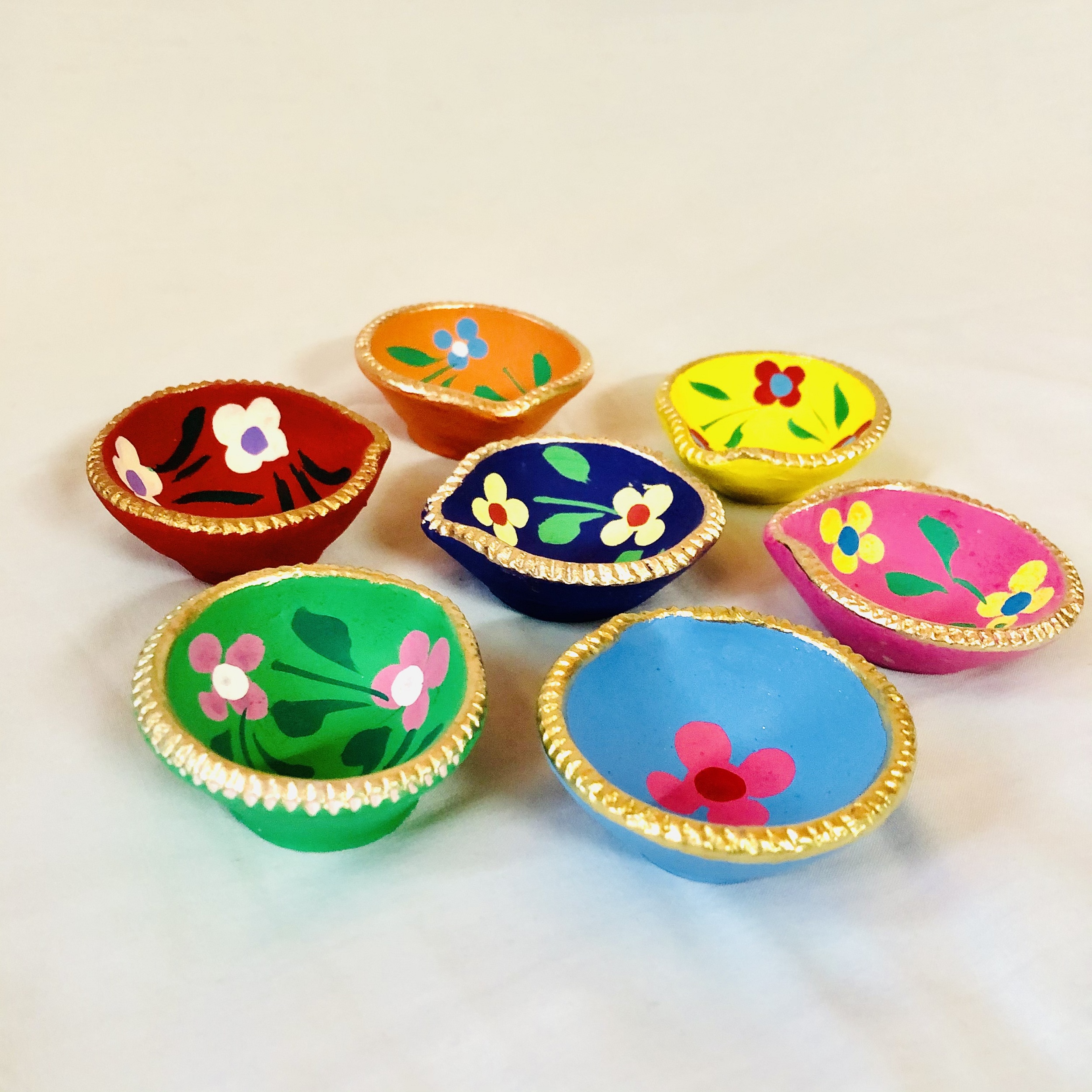 Multi-colour Floral Design Diya Set Of 7 - Femly